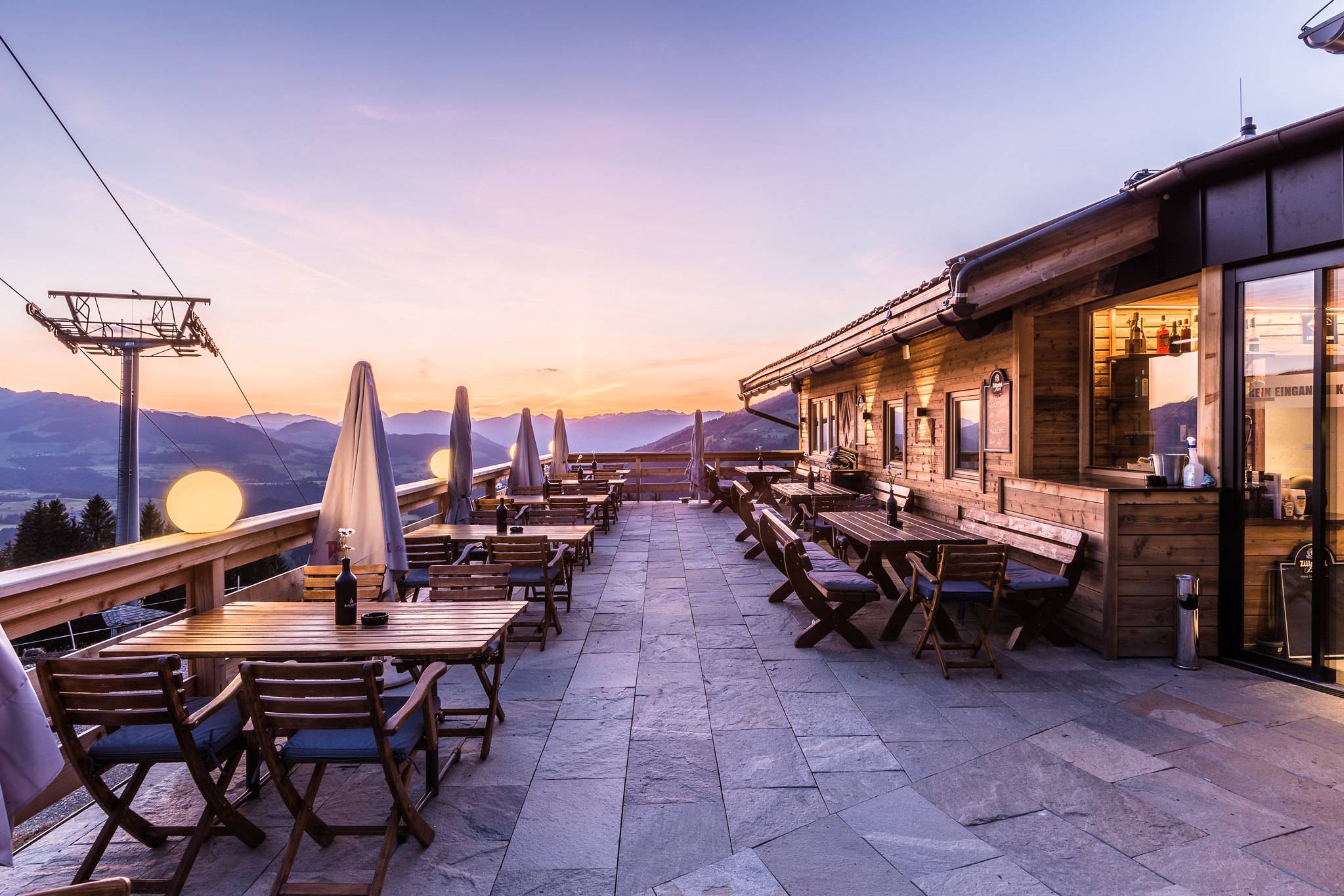 Das Dorfgefühl Westendorf in Tirol. Pension mit Frühstück